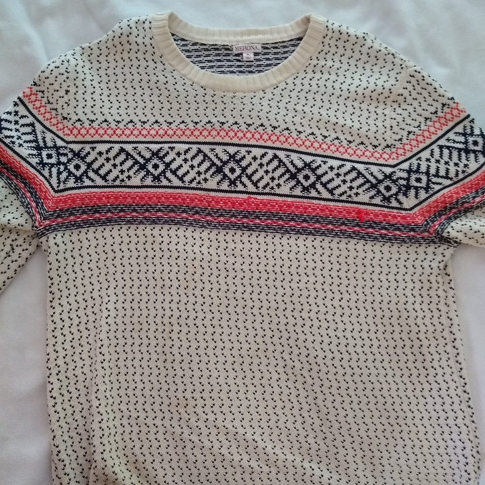 Holiday Sweater - White (XL)